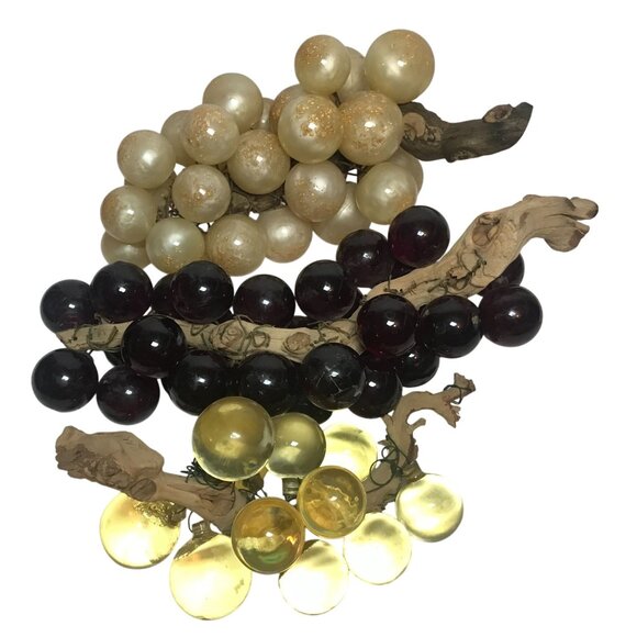 VTG 60’s MCM Extra Large Purple & Clear & White Lucite Acrylic Grapes 3 Clusters - Picture 2 of 15
